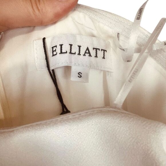 Elliatt Maelle Strapless Mini Dress - Picture 5 of 14